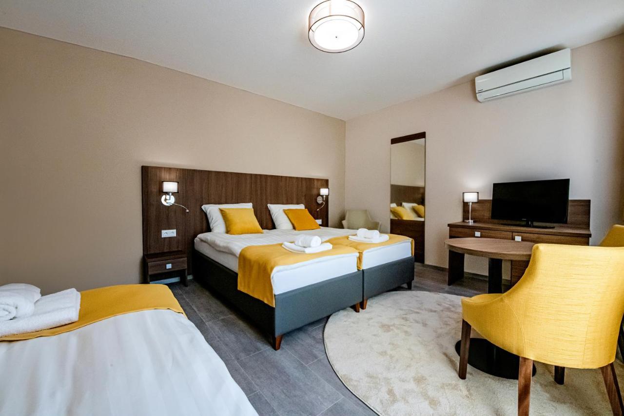 Furdo Hotel*** 잘라카로쉬 외부 사진